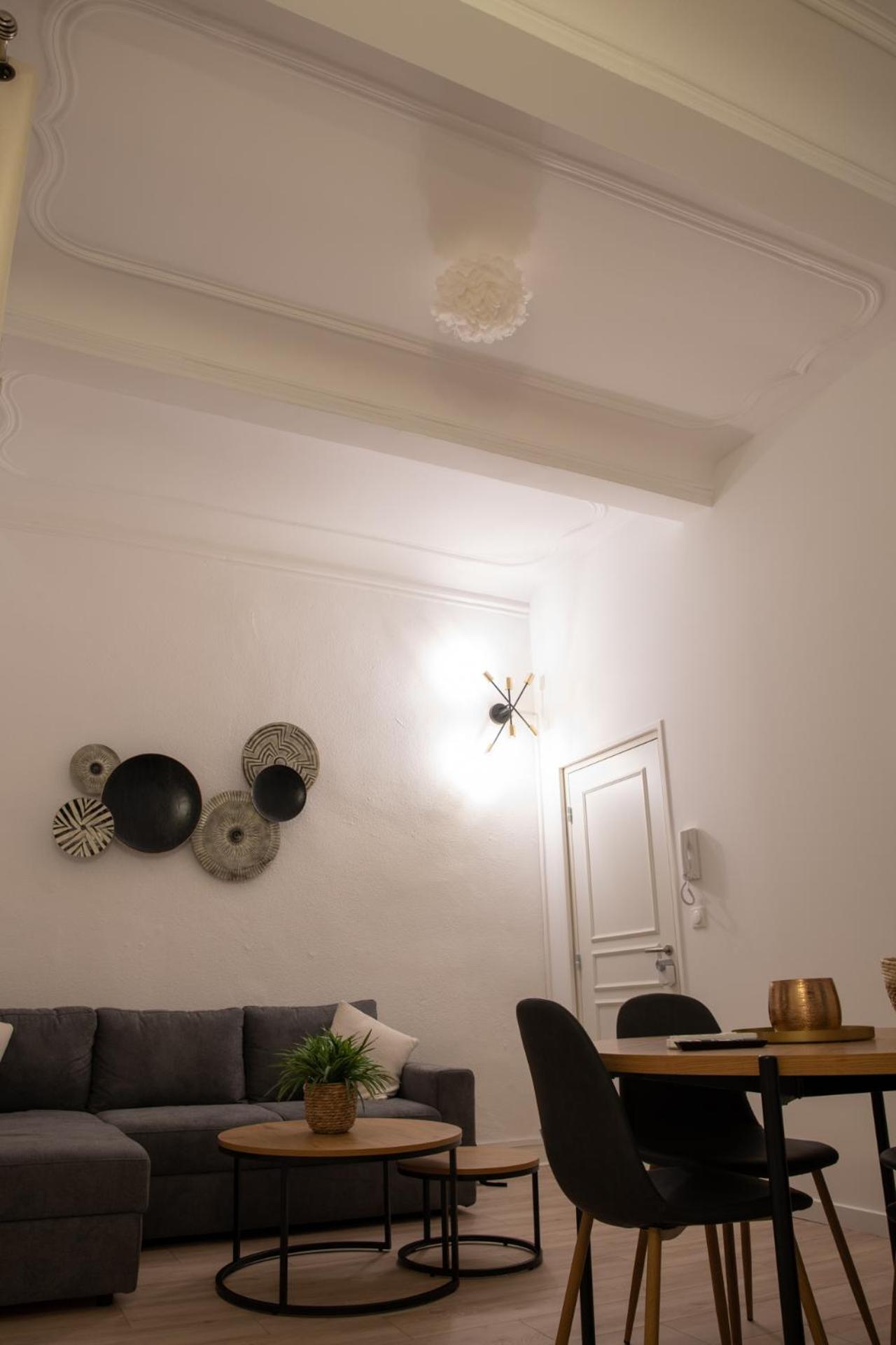 Logement De Charme En Plein Coeur D'أفينيون المظهر الخارجي الصورة