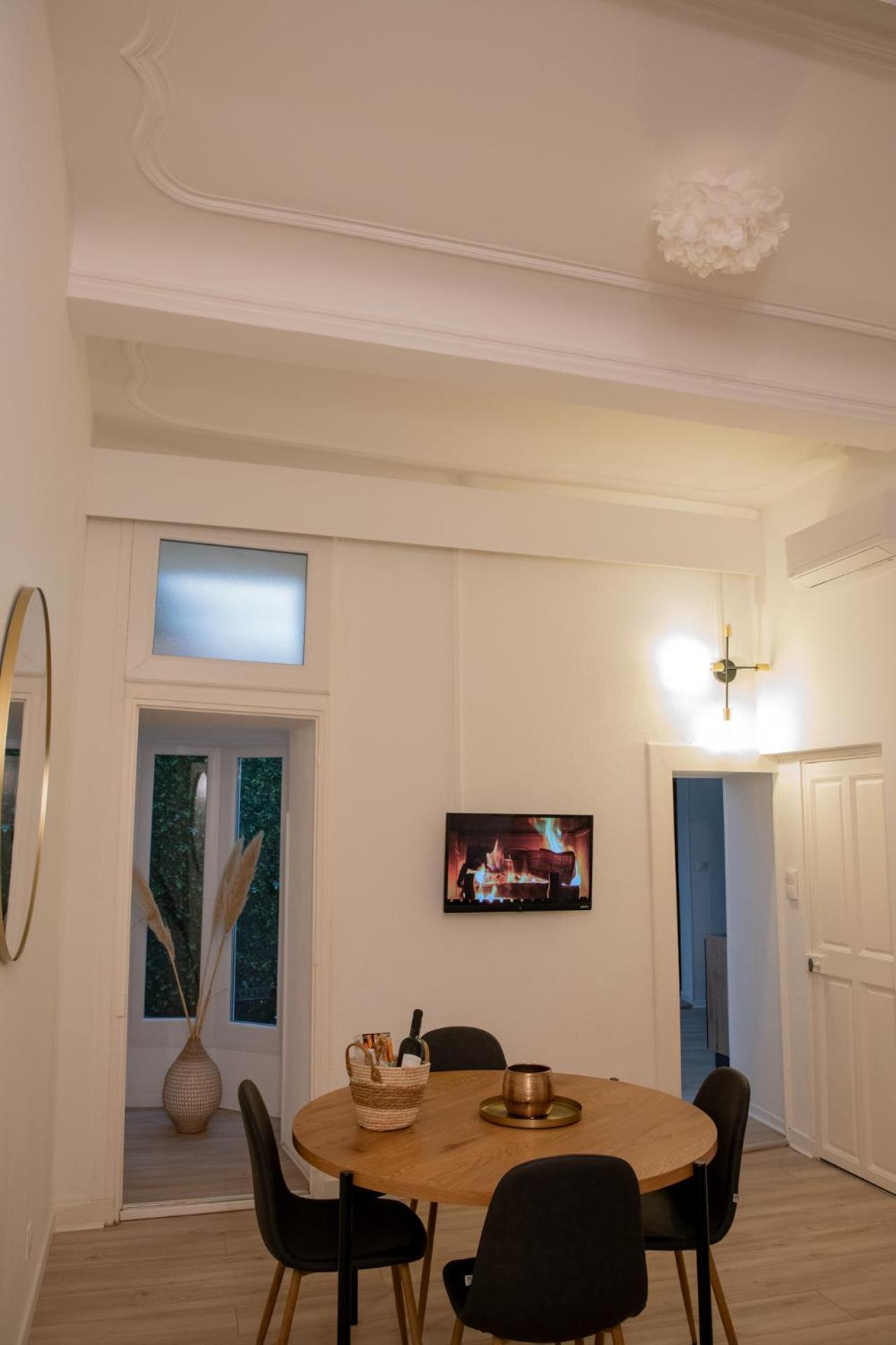 Logement De Charme En Plein Coeur D'أفينيون المظهر الخارجي الصورة